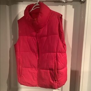 Sleeveless light outdoor jacket